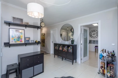Apartamento T2 para Venda em Marvila