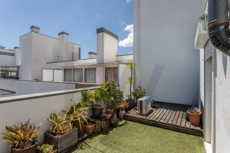 Apartamento T2 para Venda em Marvila Foto 30