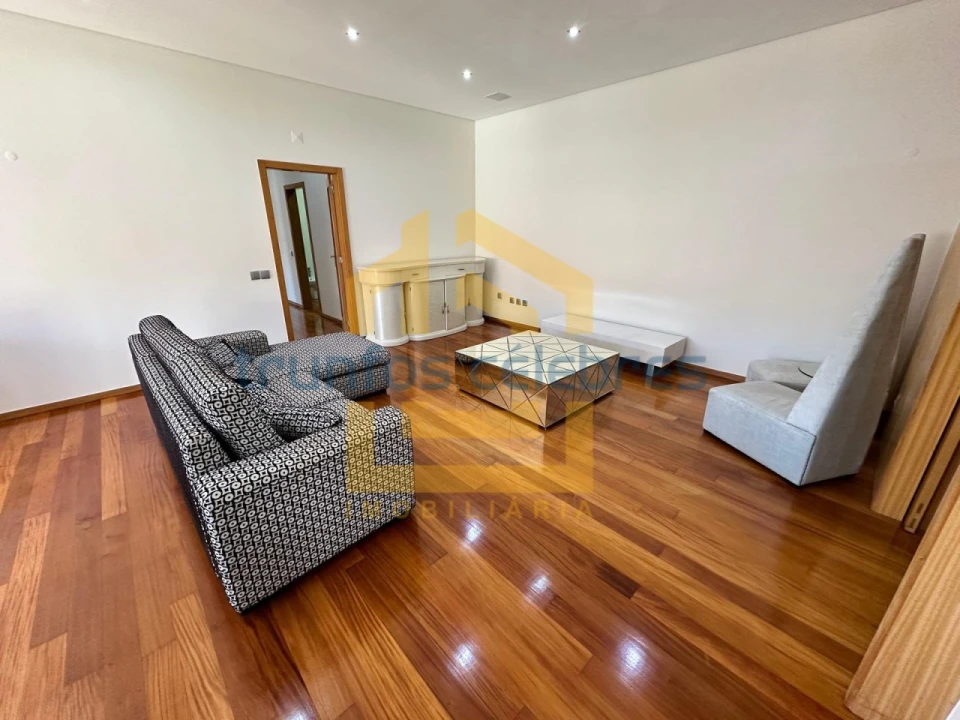 Apartamento T4 para Venda em Póvoa de Varzim, Beiriz e Argivai Foto 21