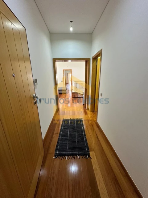 Apartamento T4 para Venda em Póvoa de Varzim, Beiriz e Argivai