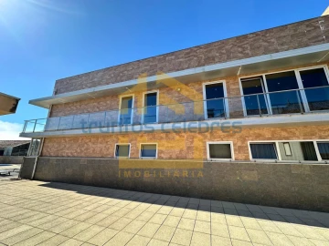 Apartamento T4 para Venda em Póvoa de Varzim, Beiriz e Argivai