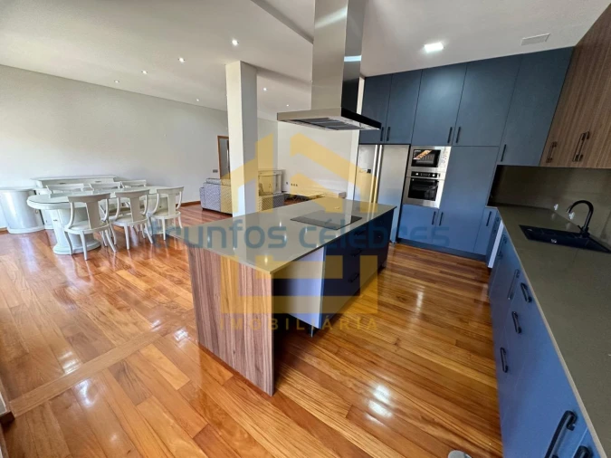Apartamento T4 para Venda em Póvoa de Varzim, Beiriz e Argivai Foto 5