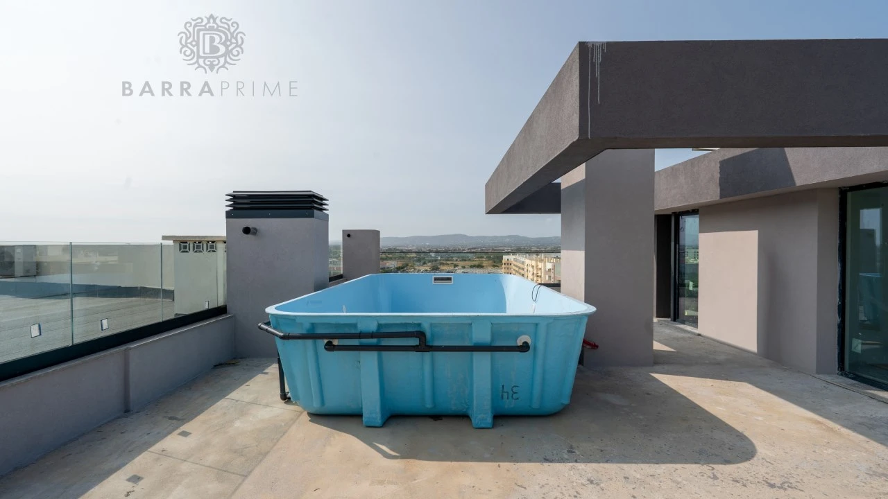 Apartamento T5 para Venda em Faro (Sé e São Pedro) Foto 26