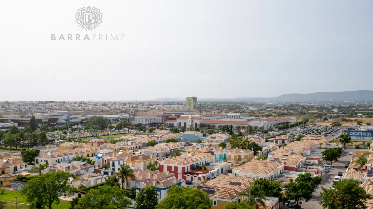 Apartamento T5 para Venda em Faro (Sé e São Pedro) Foto 31