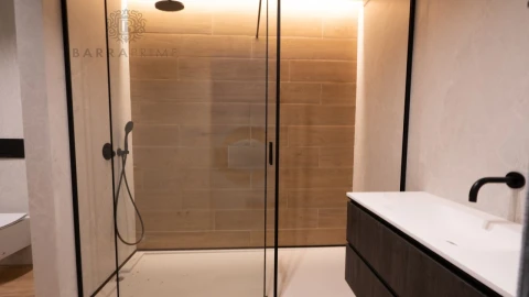 Apartamento T5 para Venda em Faro (Sé e São Pedro)