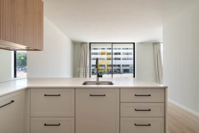 Apartamento T1 para Venda em Santa Marinha e São Pedro da Afurada