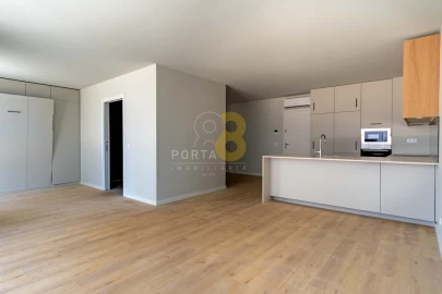 Apartamento T1 para Venda em Santa Marinha e São Pedro da Afurada