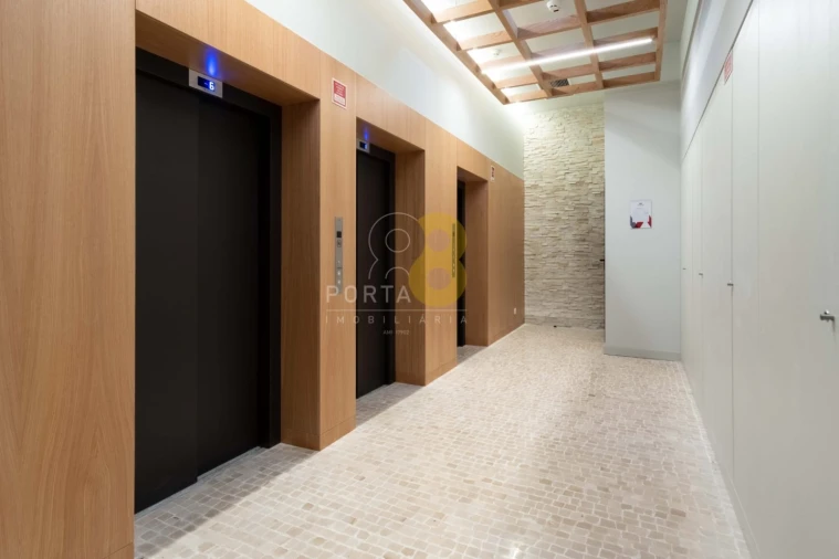 Apartamento T1 para Venda em Santa Marinha e São Pedro da Afurada Foto 26
