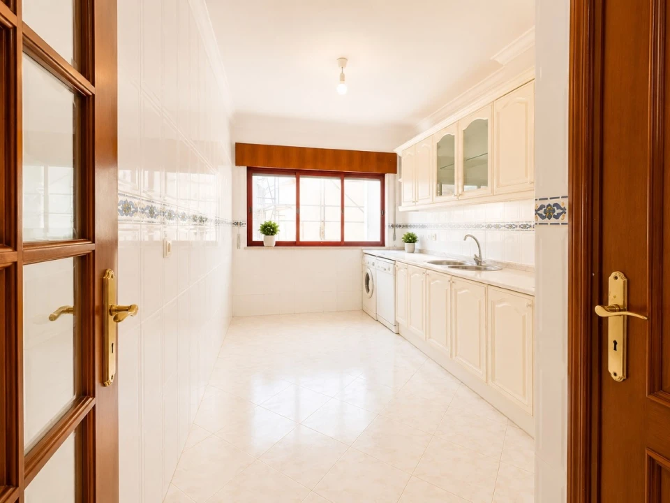 Apartamento T2 para Venda em Algueirão-Mem Martins Foto 5
