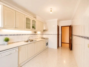 Apartamento T2 para Venda em Algueirão-Mem Martins
