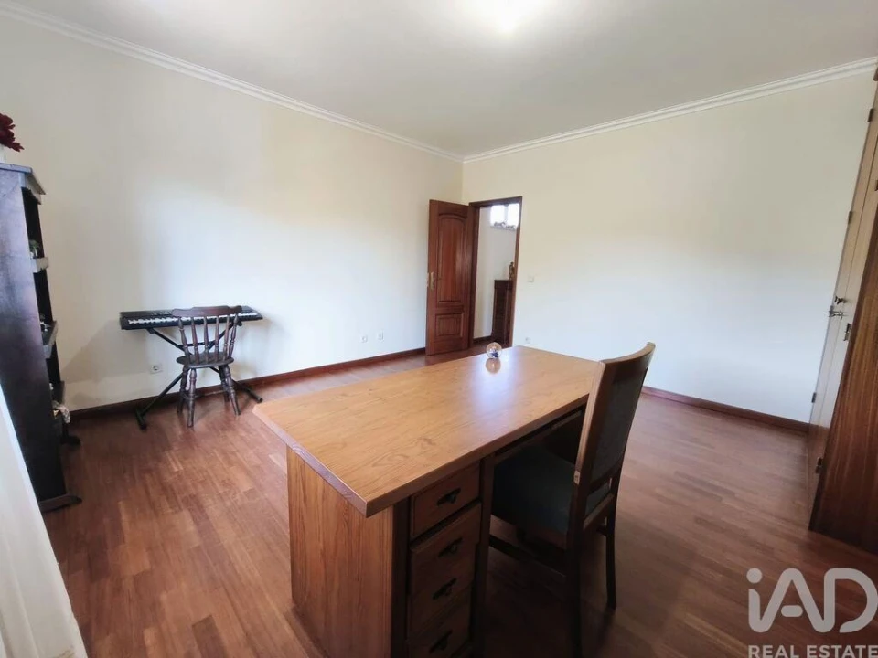 Moradia T5 para Venda em São Pedro de Arcos Foto 25