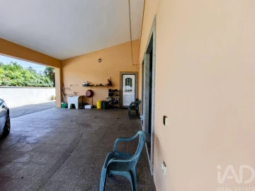 Moradia T5 para Venda em São Pedro de Arcos