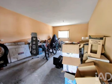 Moradia T5 para Venda em São Pedro de Arcos