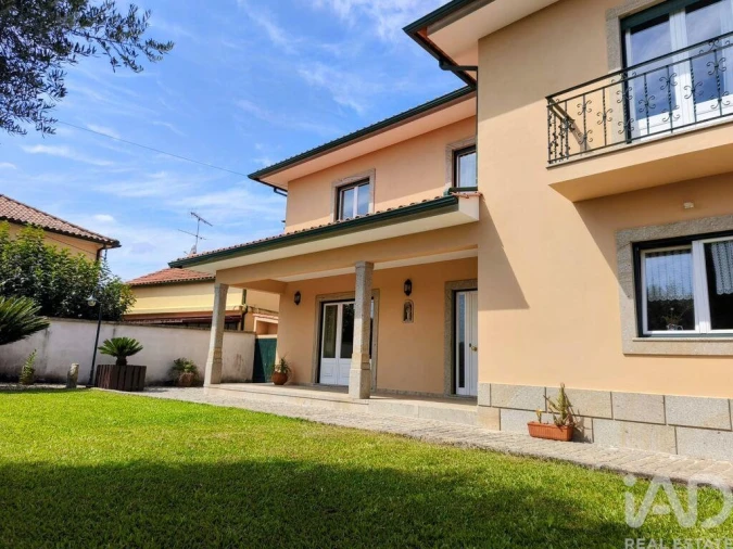 Moradia T5 para Venda em São Pedro de Arcos Foto 10