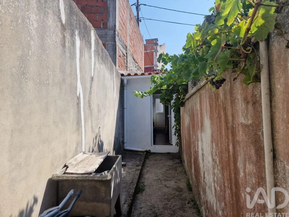 Moradia T2 para Venda em Bombarral e Vale Covo Foto 21