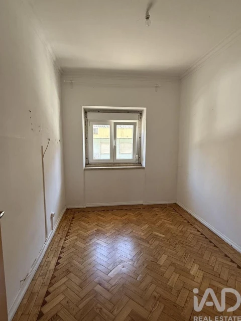 Apartamento T2 para Venda em Alfragide