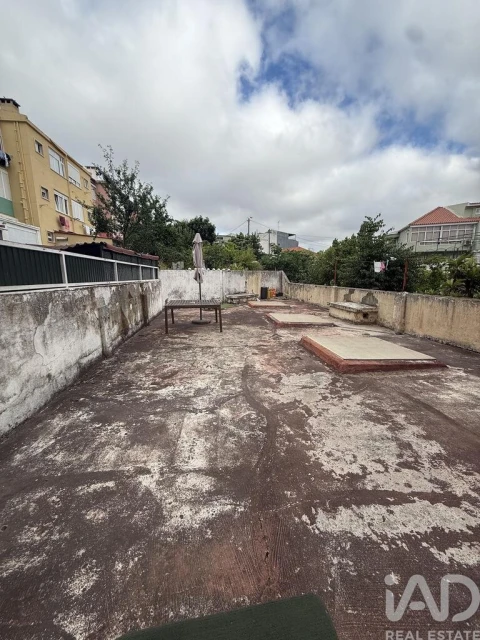 Apartamento T2 para Venda em Alfragide