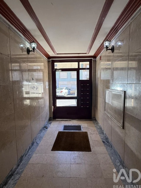 Apartamento T2 para Venda em Alfragide