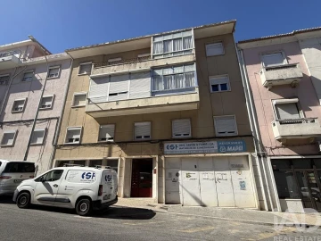 Apartamento T2 para Venda em Alfragide