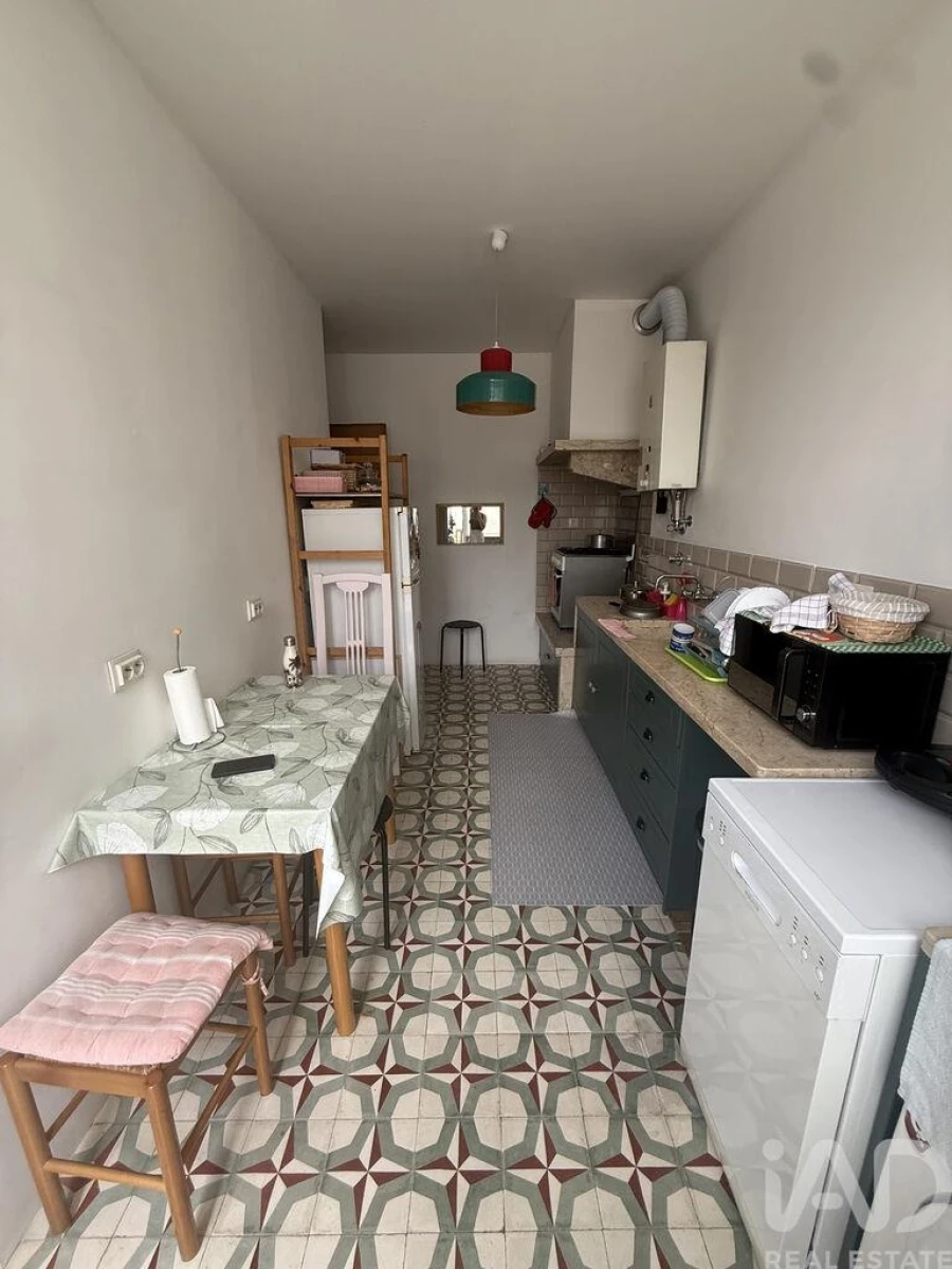 Apartamento T2 para Venda em Alfragide Foto 3
