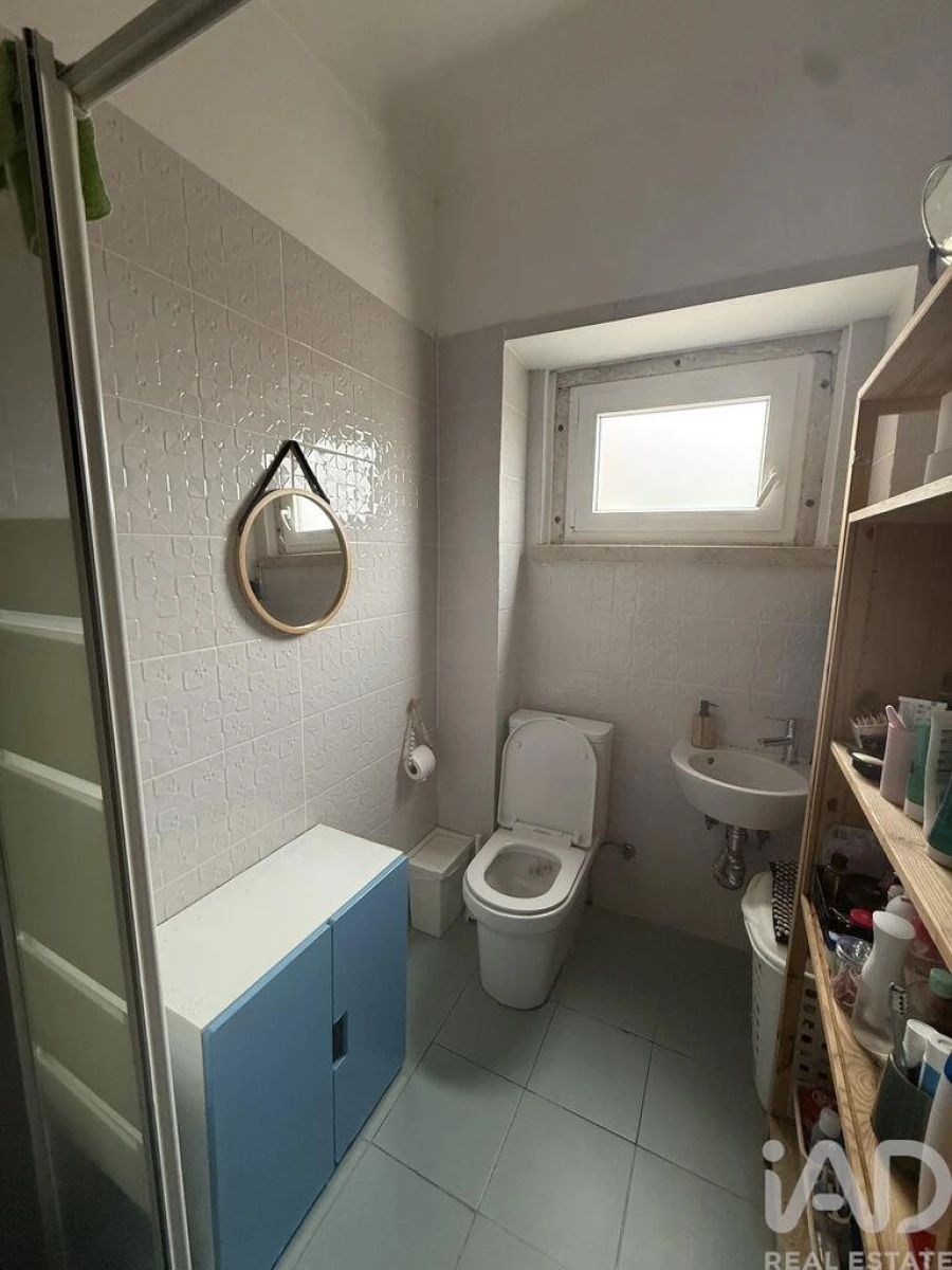 Apartamento T2 para Venda em Alfragide Foto 17