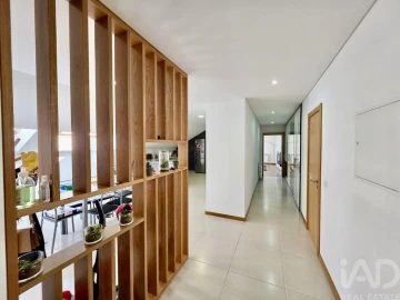 Apartamento T3 para Venda em Currelos, Papízios e Sobral