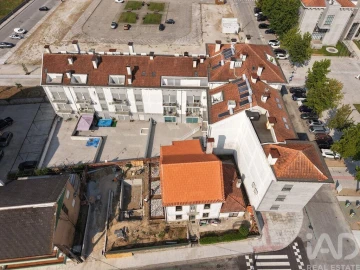 Apartamento T3 para Venda em Currelos, Papízios e Sobral