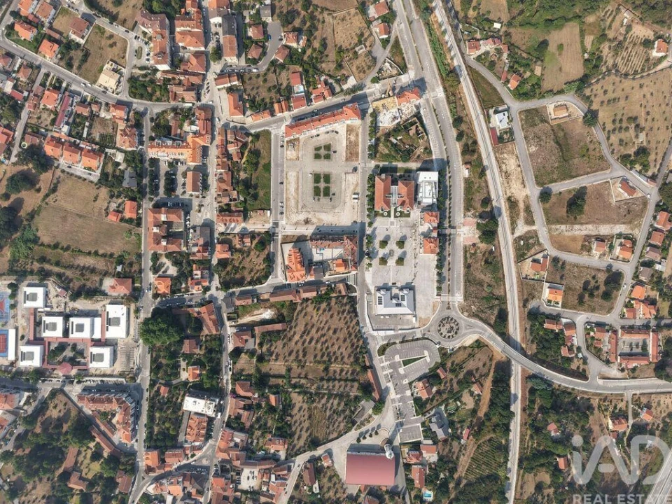 Apartamento T3 para Venda em Currelos, Papízios e Sobral Foto 29
