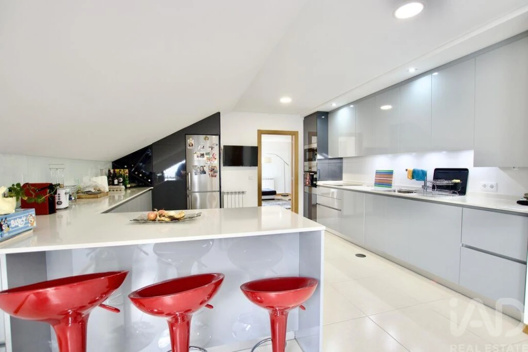 Apartamento T3 para Venda em Currelos, Papízios e Sobral Foto 10