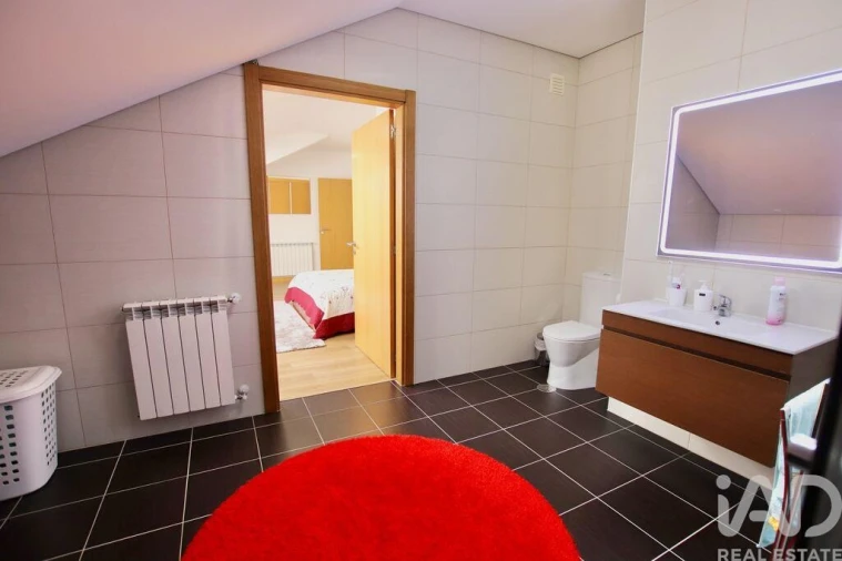 Apartamento T3 para Venda em Currelos, Papízios e Sobral Foto 26