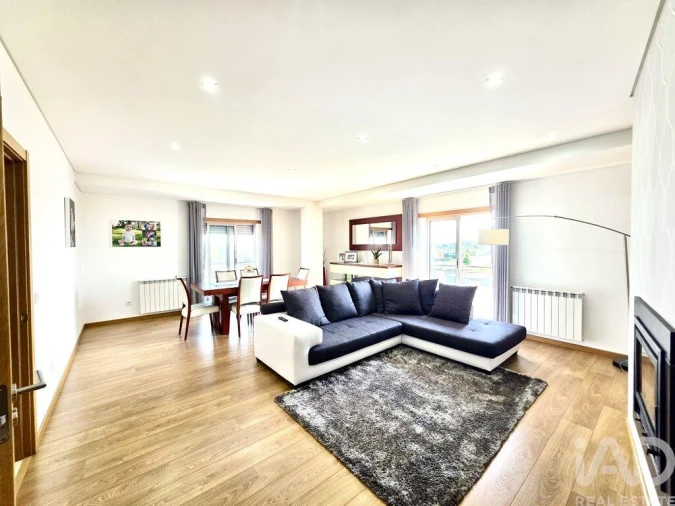 Apartamento T3 para Venda em Currelos, Papízios e Sobral Foto 3