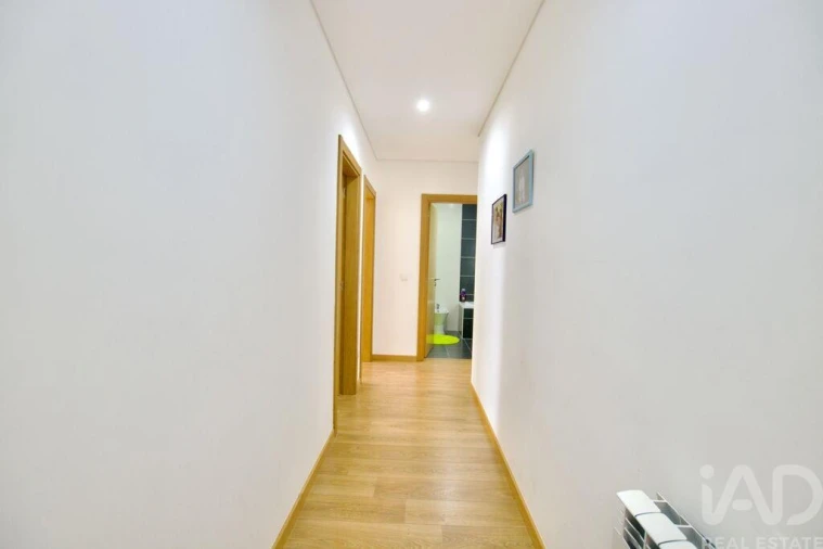 Apartamento T3 para Venda em Currelos, Papízios e Sobral Foto 28