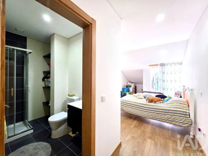 Apartamento T3 para Venda em Currelos, Papízios e Sobral Foto 16