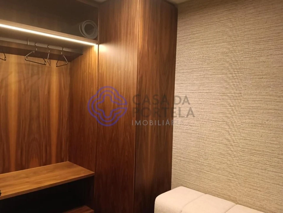 Apartamento T4 para Venda em Santa Marinha e São Pedro da Afurada Foto 27