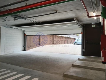 Apartamento T4 para Venda em Santa Marinha e São Pedro da Afurada