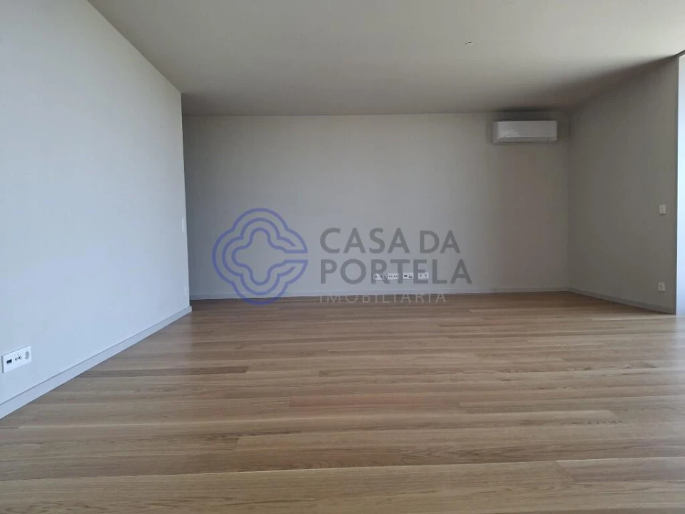 Apartamento T4 para Venda em Santa Marinha e São Pedro da Afurada Foto 7