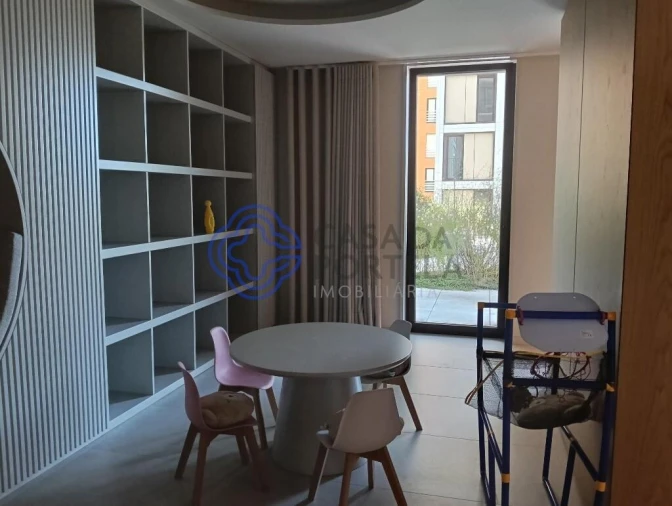 Apartamento T4 para Venda em Santa Marinha e São Pedro da Afurada Foto 32