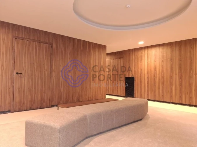 Apartamento T4 para Venda em Santa Marinha e São Pedro da Afurada Foto 5