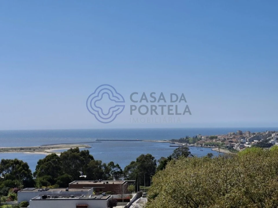 Apartamento T4 para Venda em Santa Marinha e São Pedro da Afurada Foto 11
