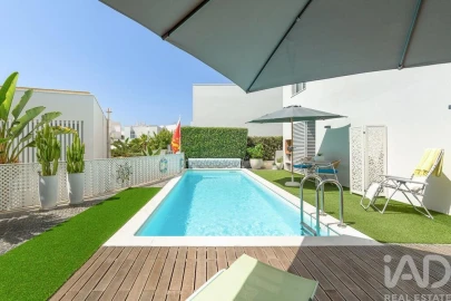 Moradia T3 para Venda em Ferragudo