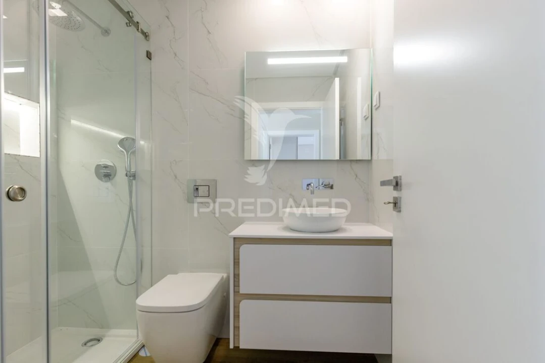 Apartamento T2 para Venda em Santa Iria de Azoia, São João da Talha e Bobadela Foto 18