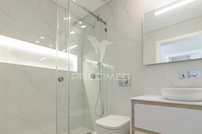 Apartamento T2 para Venda em Santa Iria de Azoia, São João da Talha e Bobadela
