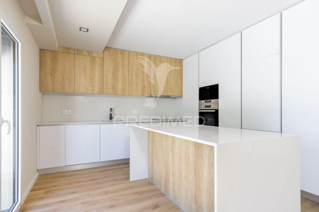 Apartamento T2 para Venda em Santa Iria de Azoia, São João da Talha e Bobadela Foto 13