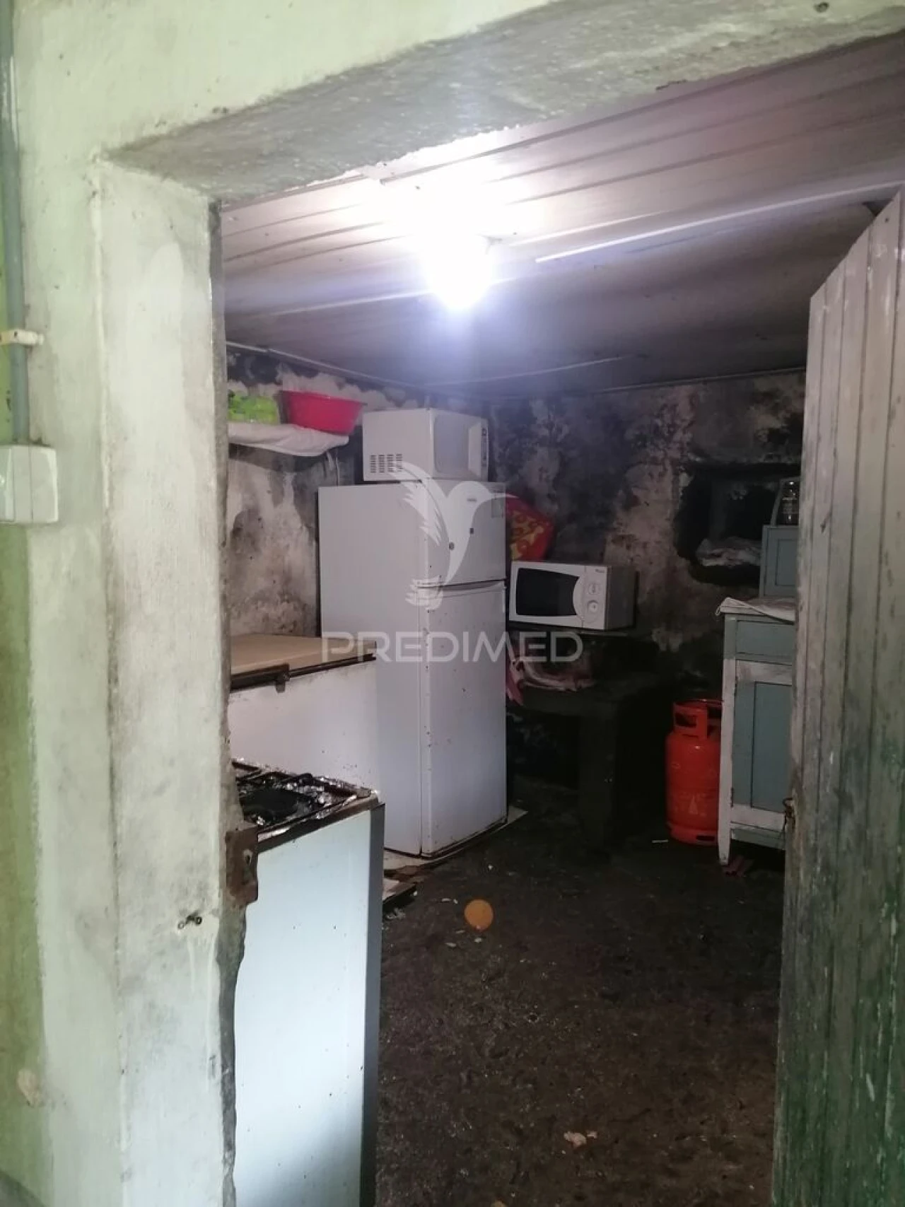 Moradia T4 para Venda em Estreito de Camara de Lobos Foto 6
