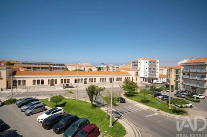Apartamento T3 para Arrendamento em Peniche