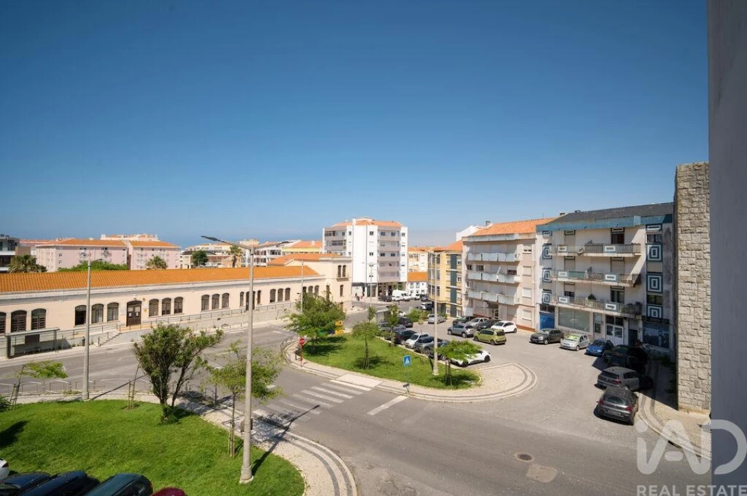 Apartamento T3 para Arrendamento em Peniche Foto 1