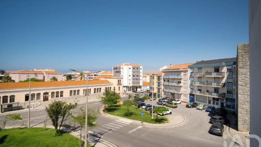 Apartamento T3 para Arrendamento em Peniche