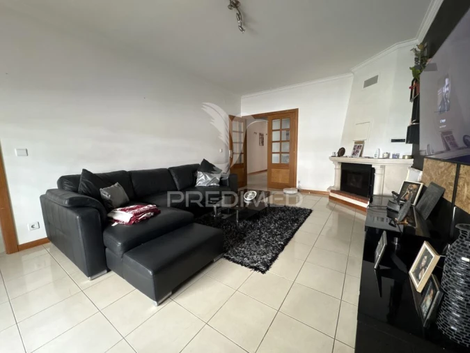 Apartamento T3 para Venda em Montalvo Foto 7