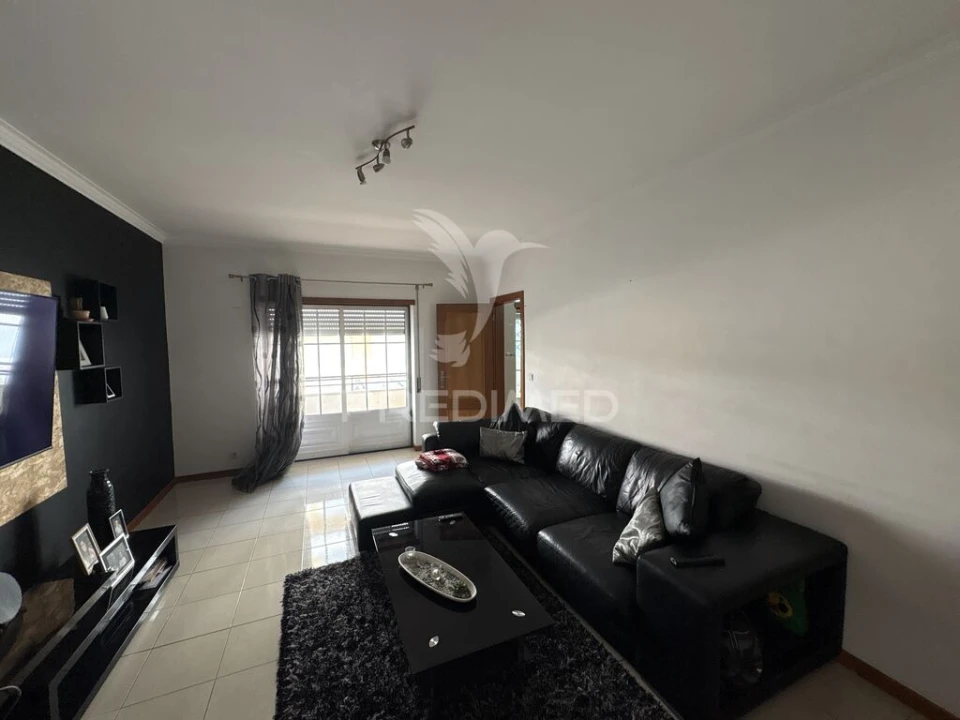 Apartamento T3 para Venda em Montalvo Foto 2