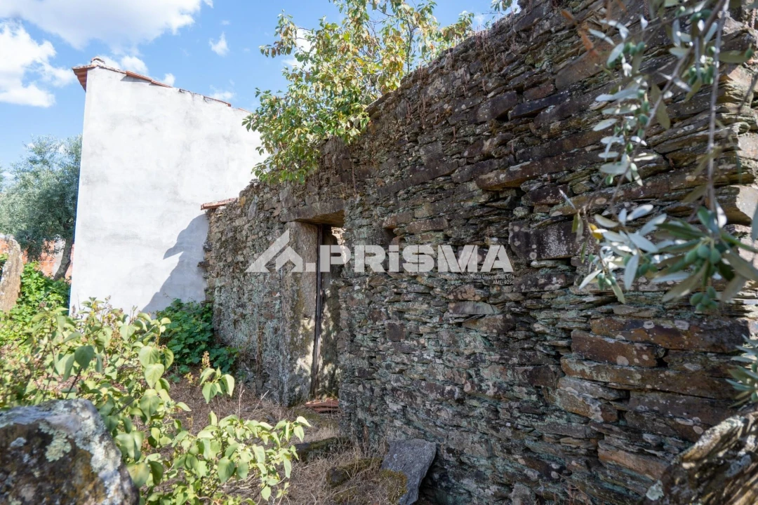 Moradia T3 para Venda em Freixial e Juncal do Campo Foto 19